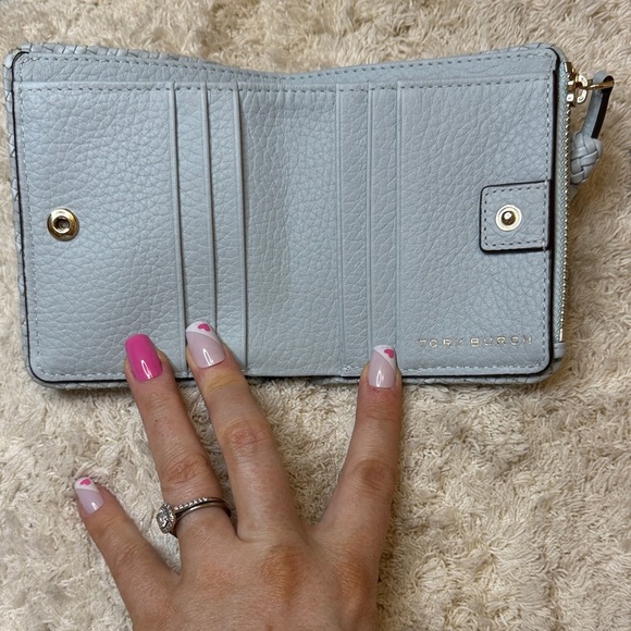 NWT Tory Burch Seltzer Blue Taylor Mini Leather Wallet with Tassel - Picture 8 of 11